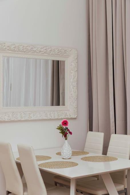 Modern Stylish Comfortable 2 Bedroom Apartment Wien Exteriör bild