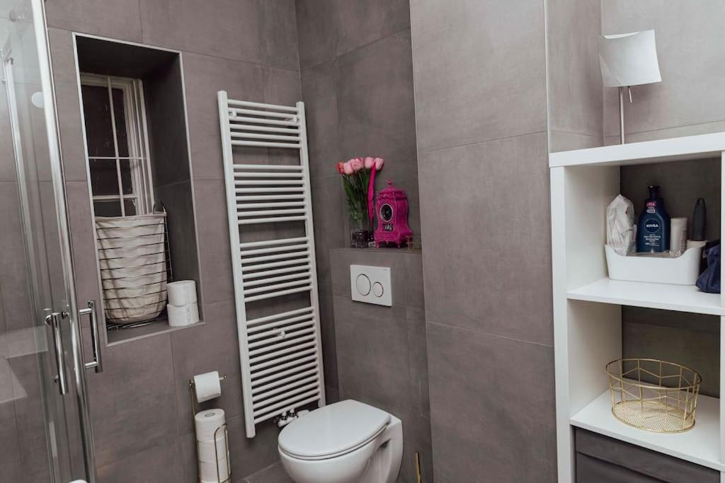 Modern Stylish Comfortable 2 Bedroom Apartment Wien Exteriör bild